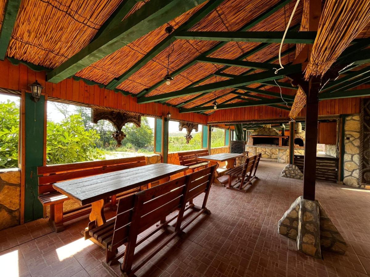 La Conac Hotel Nufaru Kültér fotó