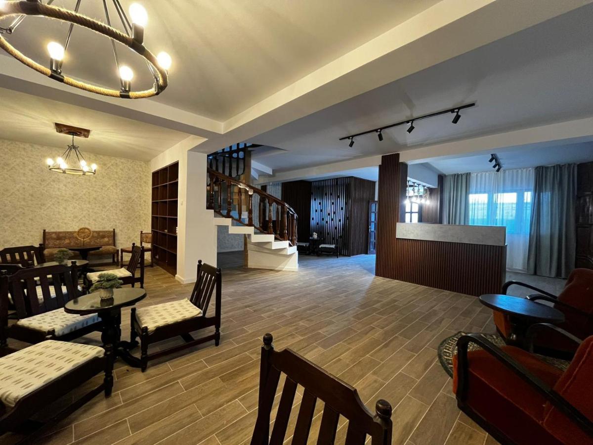 La Conac Hotel Nufaru Kültér fotó