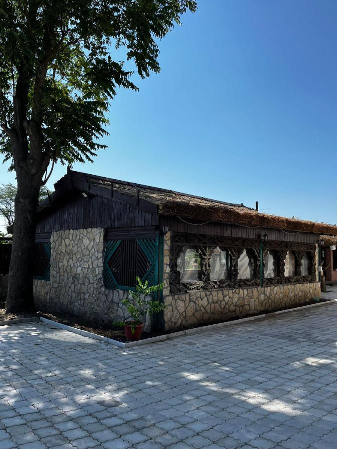 La Conac Hotel Nufaru Kültér fotó