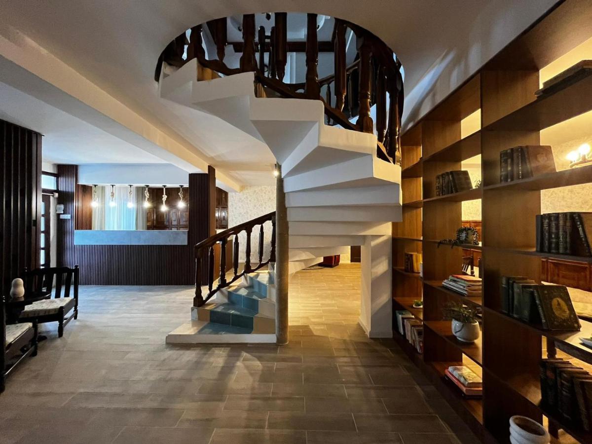 La Conac Hotel Nufaru Kültér fotó